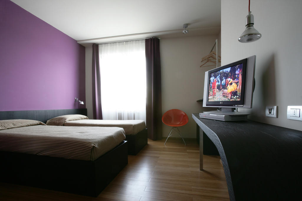 Hotel San Francesco Borgomanero Buitenkant foto