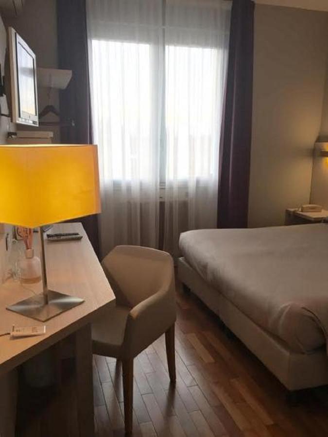 Hotel San Francesco Borgomanero Buitenkant foto